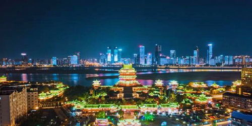 大国大城丨一镜到底看南昌 一江两岸灯光秀,南昌旅游新名片