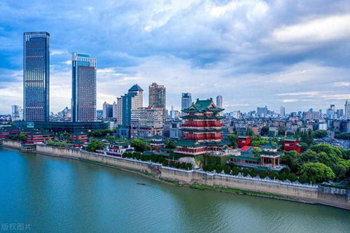 南昌楼市跌落神坛,南昌房价四连跌,南昌楼市10月最新分析