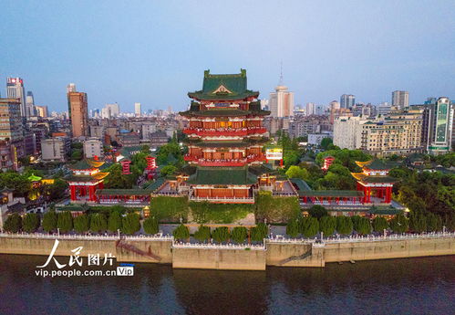 夜游滕王阁点亮南昌夜经济