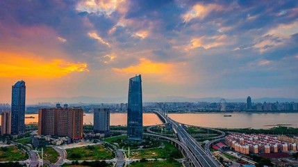 展望2020 从2019年南昌大事件看城建、医疗、教育新篇章